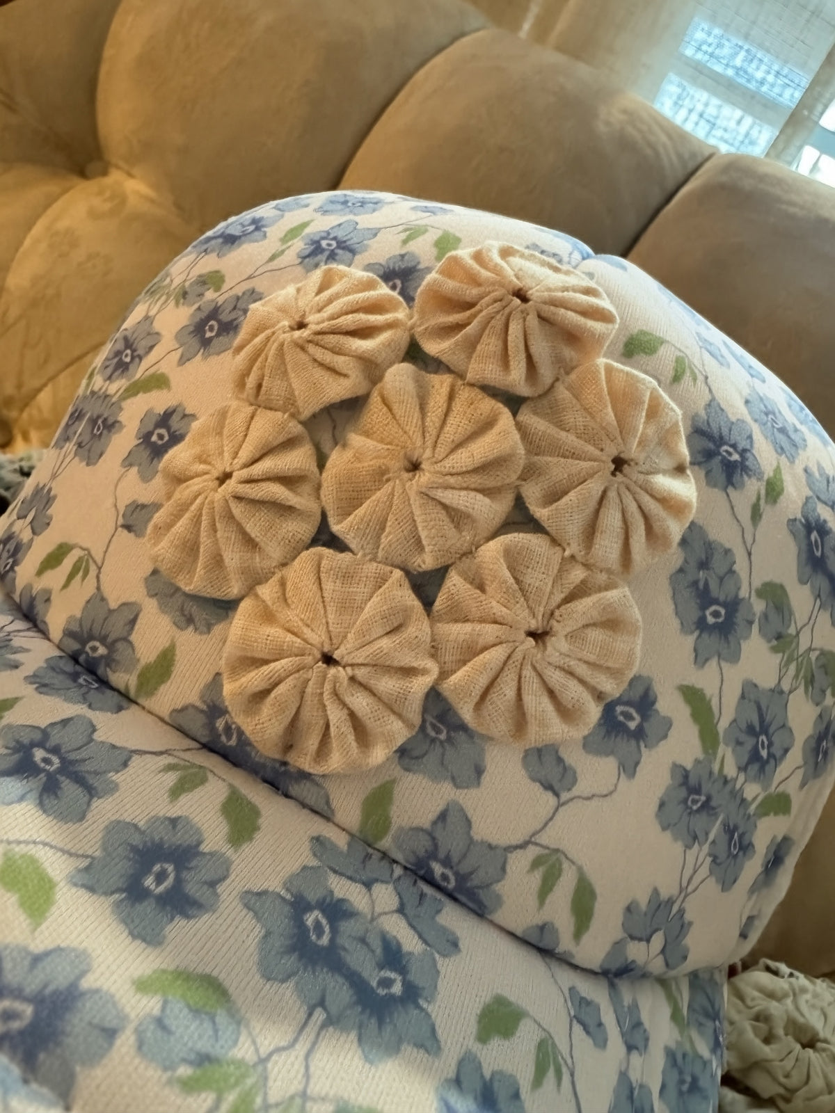 Yo-Yo Daisy Cap